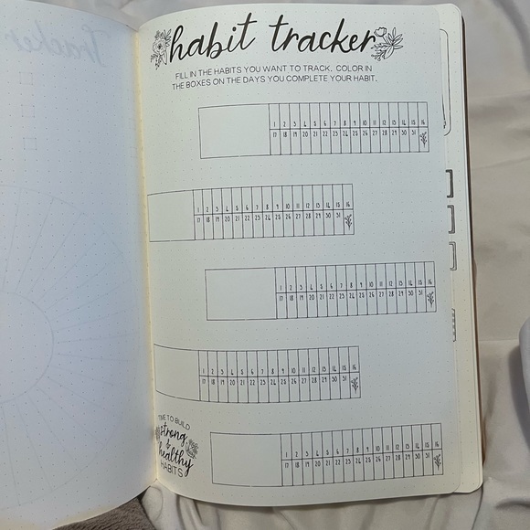 Rose gold metallic habit tracker bullet journal - Picture 7 of 9